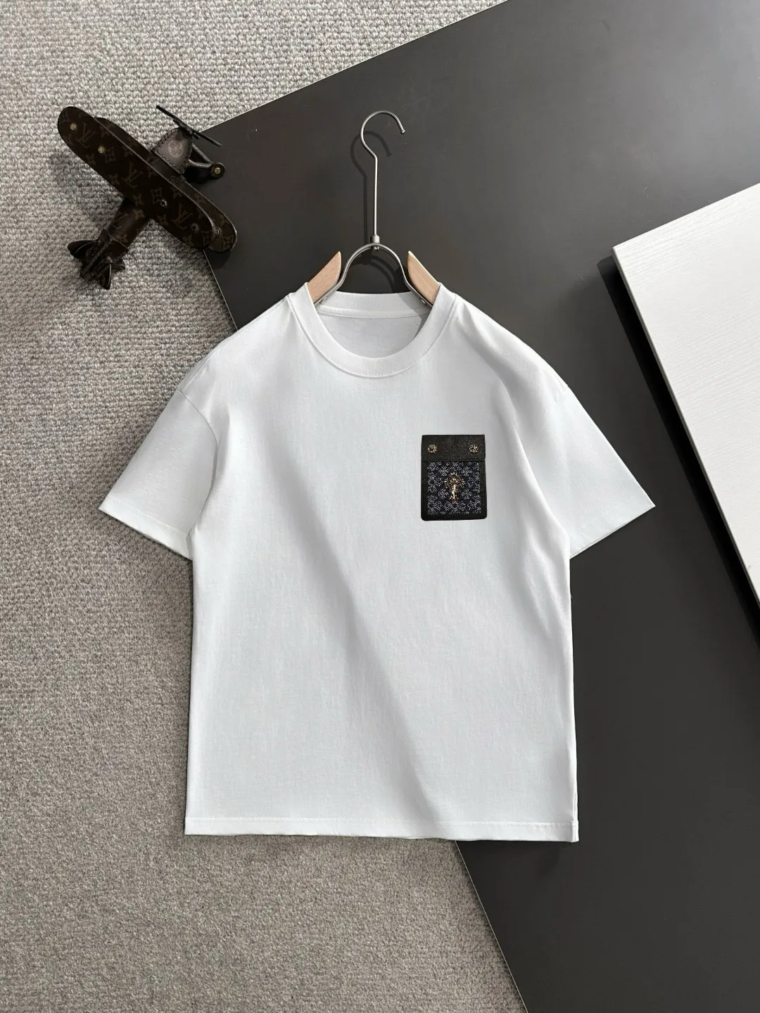 ， Same Style T ！ DG Logo ！ ！ Breathable ， 。Premium ， ！ Same Style！ ：Black White Size：S-xx L